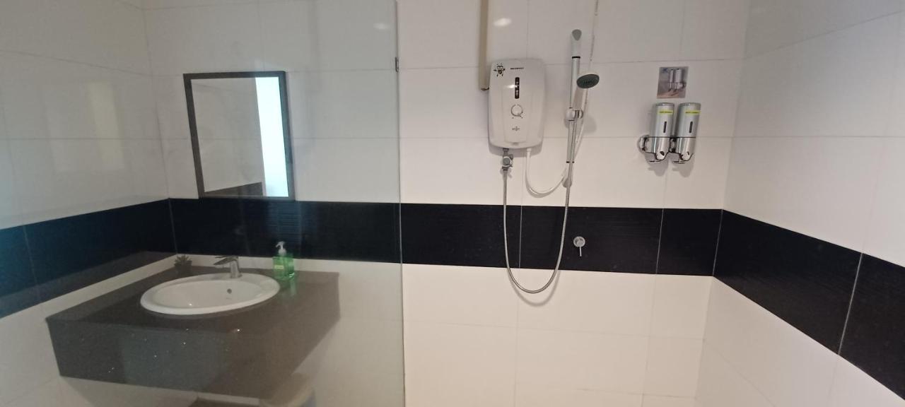 Ls Mansion One Apartment George Town Ngoại thất bức ảnh